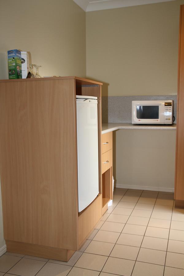 Country Roads Motor Inn Gayndah Экстерьер фото